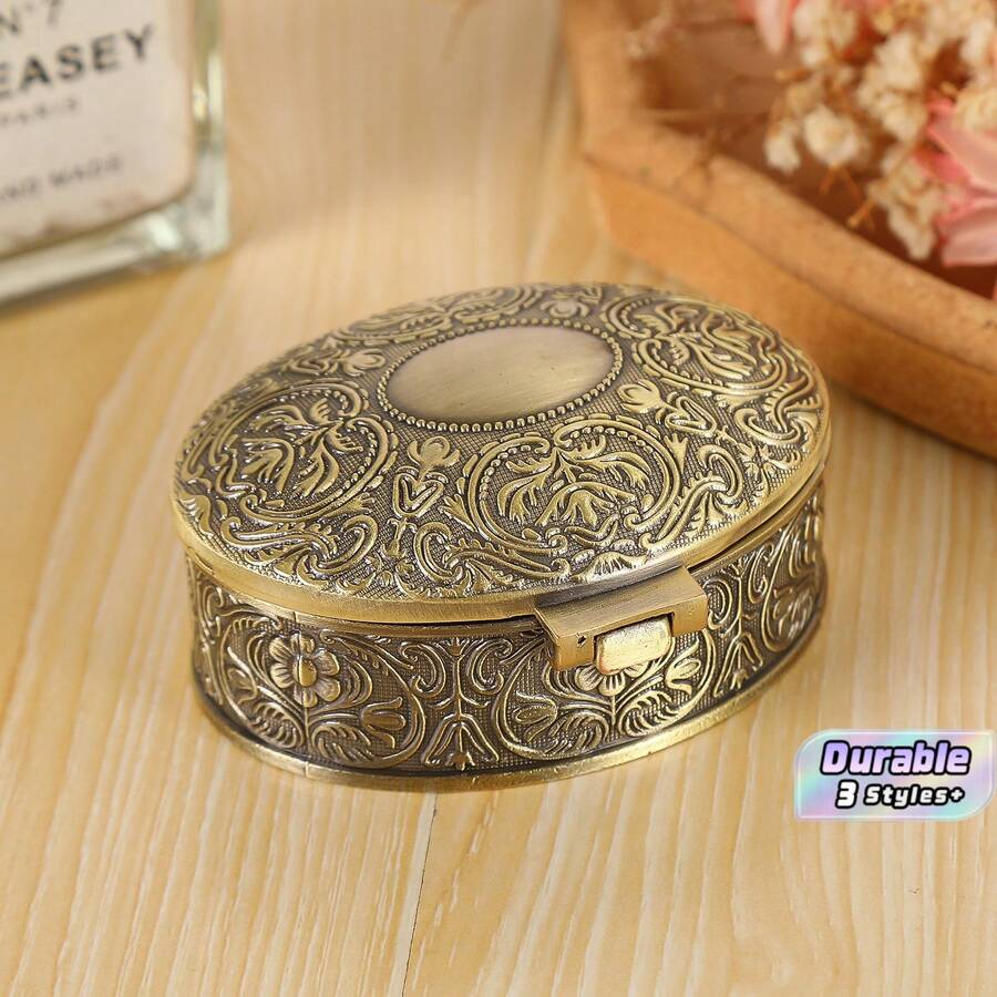 Bronze Pattern Oval Jewelry Box: Retro Style Decoration, Carved Technology, Exquisite Storage Earrings Ring, Gift-Giving Choice - View 1