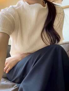 DAZY 女款純色紋理布料高領短袖修身白色襯衫，春夏薄款衣著 - 杏色 - 查看 5