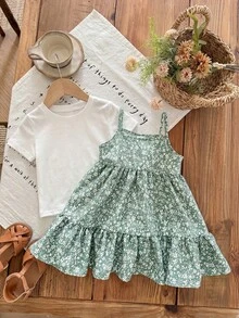 SHEIN Young Girl Vacation Casual Ditsy Floral Camisole Dress + Solid Color T-Shirt - Multicolor - View 6