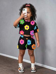 Kids Young Girl Casual Minimalist Floral Print Short Sleeve T-Shirt And Shorts 2-Piece Set Suitable For Summer - Multicolor - View 3