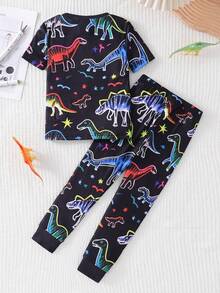 Conjunto de pijama de manga corta ajustado con estampado de dinosaurio de dibujos animados que brilla en la oscuridad para niños pequeños, patrón aleatorio - Multicolor - Ver 2