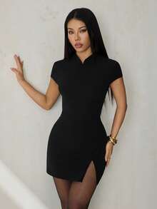 SHEIN PETITE 情人節/春節新款：復古錢幣圖案立領修身喇叭袖優雅紅色洋裝，適合約會與派對，開衩設計 - 黑色 - 查看 6