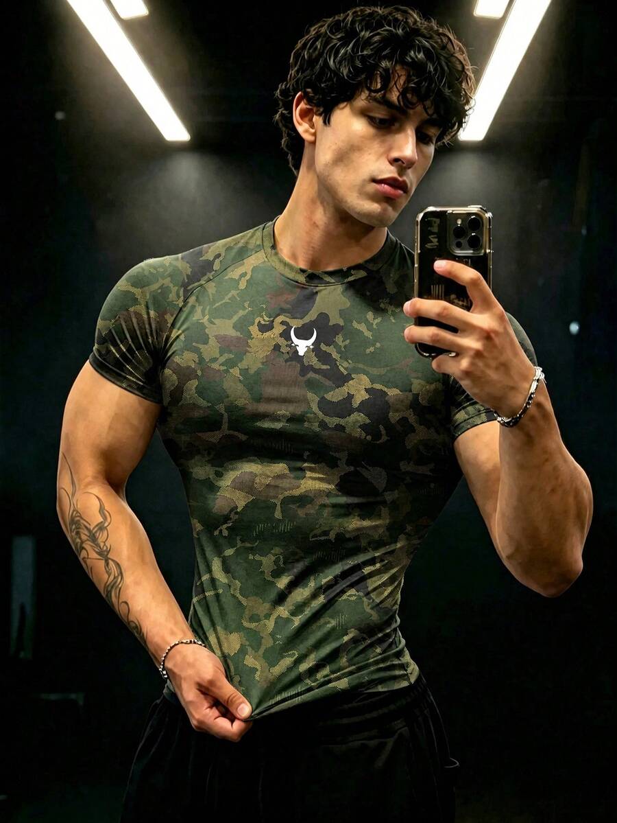 GymBeat 男士迷彩印花短袖修身運動T恤 - 彩色 - 查看 1