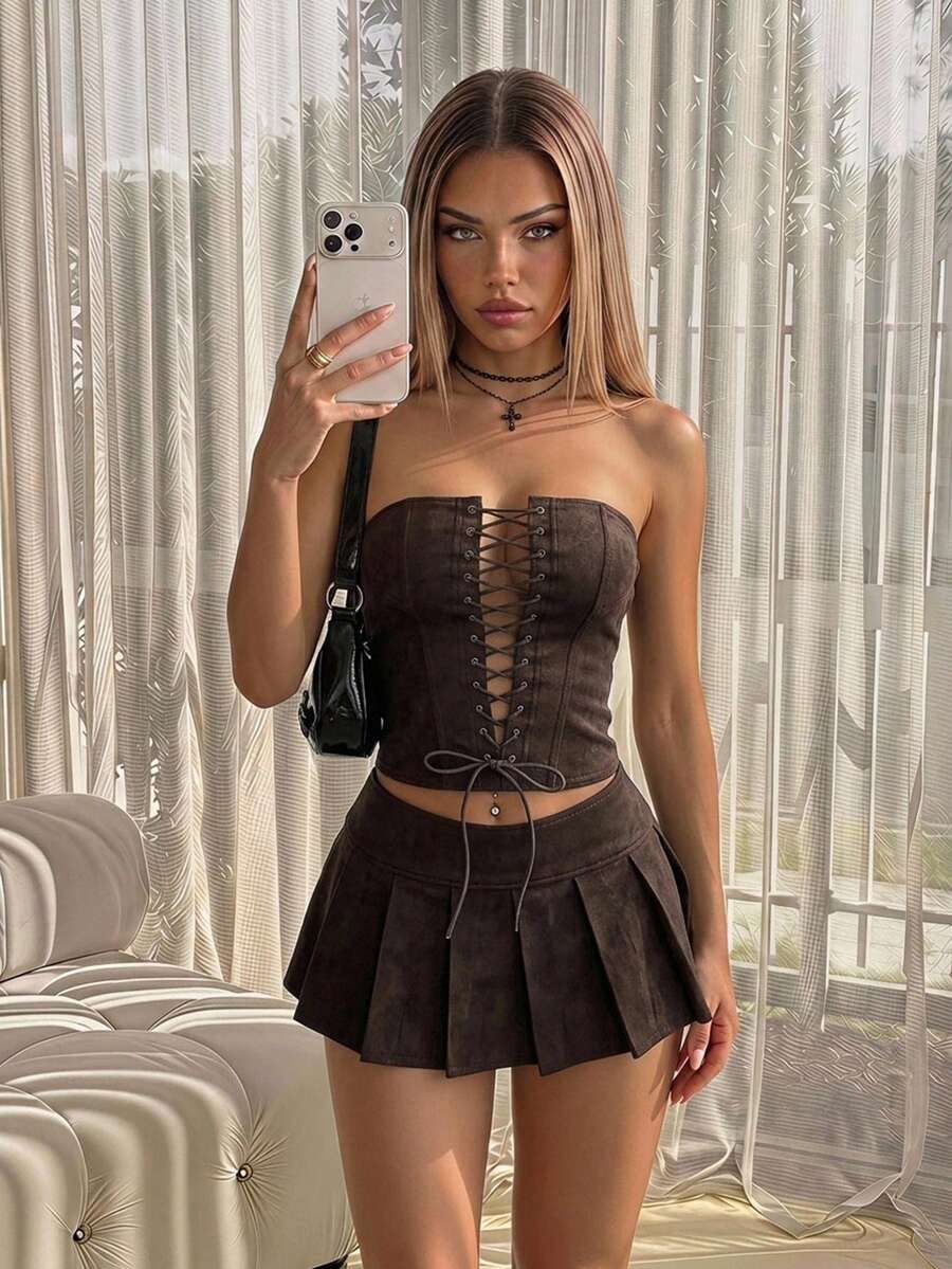 SHEIN ICON 2件組夏季Y2K女款棕色哥德風性感外出交叉式平口上衣與百褶迷你裙 - 摩卡棕 - 查看 1