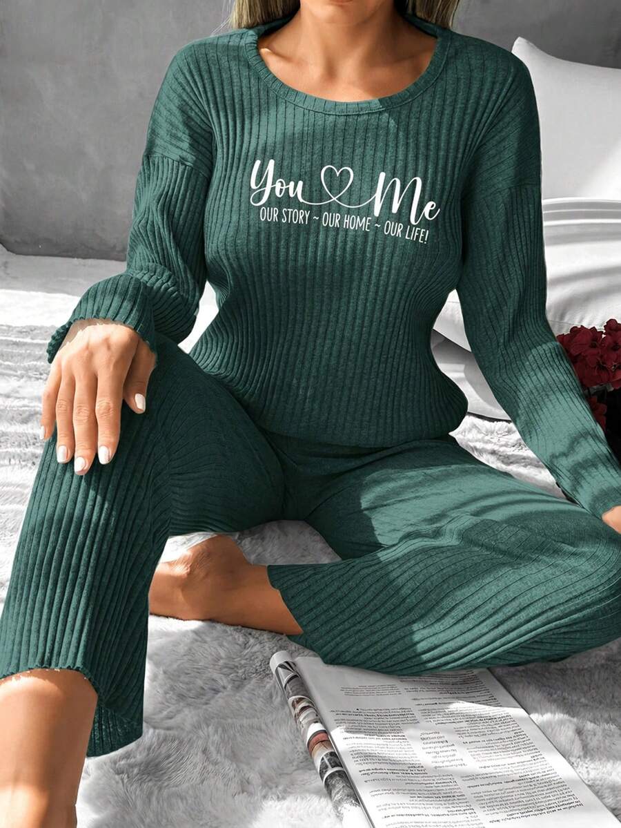 SHEIN Cottnline Women's Ribbed Stripes Pajama Set With Text Print - Army Green - View 1
