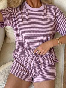 SHEIN EZwear 女士紫色T恤和条纹短裤两件套 - 紫色 - 查看 3