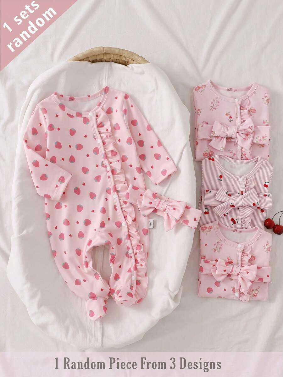 SHEIN Vintaside Kids 3套隨機發送1套，2件裝新生女嬰居家服，可愛草莓愛心櫻花印花女嬰荷葉邊長袖連身連腳褲附髮帶 - 粉色 - 查看 1