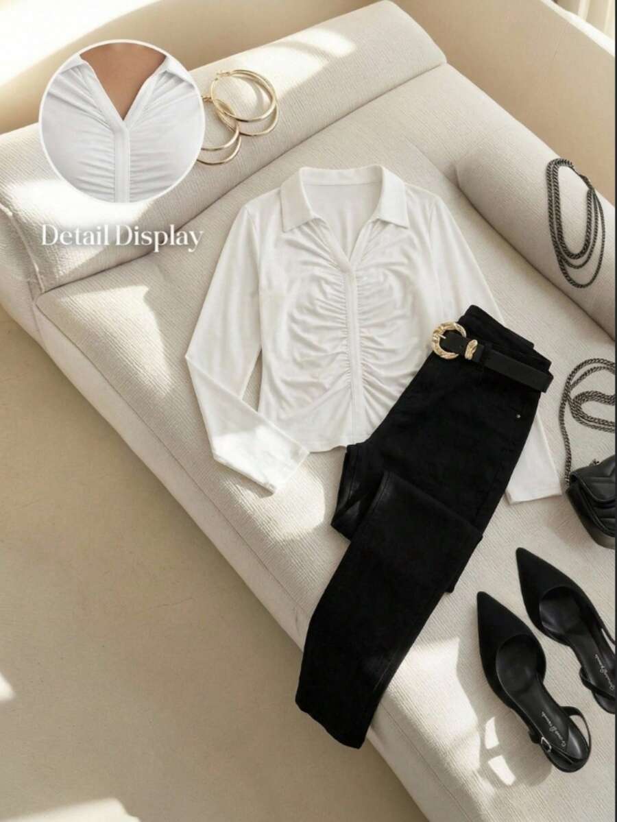 SHEIN Privé Camiseta de talla grande ajustada y con cuello fruncido - Blanco - Ver 1