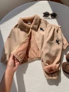 SHEIN 2件組男嬰可愛秋冬百搭保暖內裡翻領刺繡外套與帽子套裝，保暖內裡夾克套裝，嬰幼兒秋冬套裝 - 彩色 - 查看 1