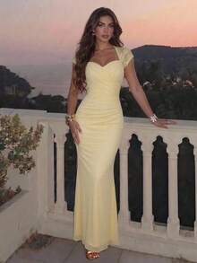 Lumalex New Lace Patchwork Light Yellow Mermaid Hem Waist-Flattering Ruched Long Dress - Light Yellow - View 4