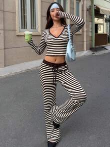 MainGRL 女款V領棕色條紋拼接長袖上衣與長褲休閒街頭風Y2K日常套裝，適合日常通勤秋季穿著 - 彩色 - 查看 5