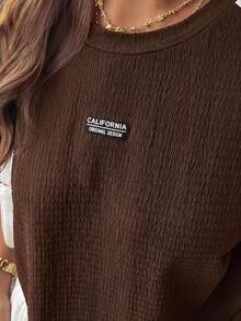 SHEIN EZwear 棕色拼色條紋女款大尺碼休閒兩件套 T恤與長褲 - 棕色 - 查看 7