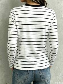 EMERY ROSE Striped Horse Print T-Shirt, Fashionable Minimalist Contrast Collar Casual T-Shirt, Suitable For Commuting Women, Spring/Summer White - Multicolor - View 2