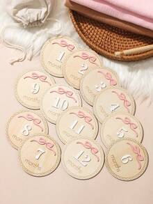 SHEIN 新生兒圓形標牌蝴蝶結裝飾數字板攝影套組 秋季 - 彩色 - 查看 2