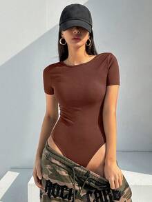 DAZY 女士裹身短袖连体衣，简约时尚设计，适合夏季度假穿着，女士家居服套装 - 咖啡棕 - 查看 2