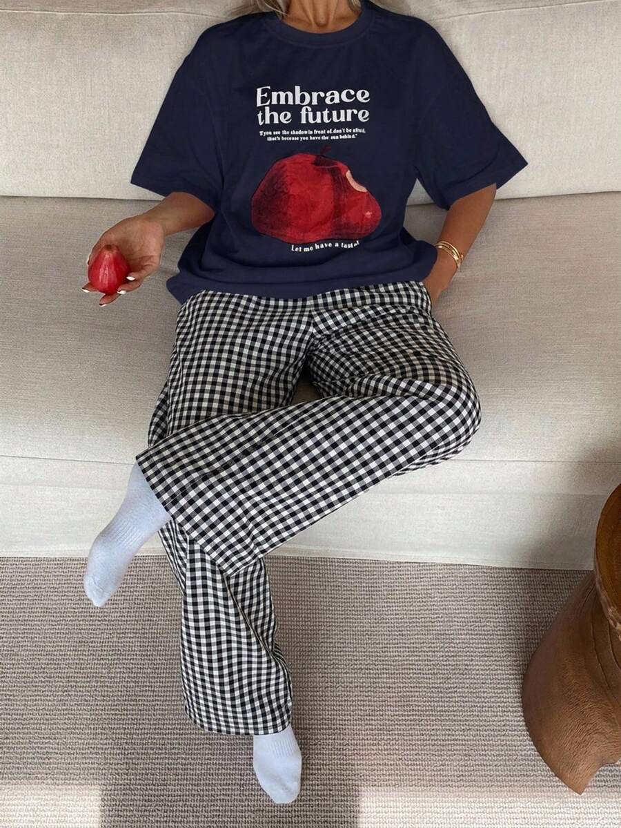 DAZY 女款休閒字母印花寬鬆T恤上衣與格紋直筒睡褲家居服套裝 - 藏蓝色 - 查看 1