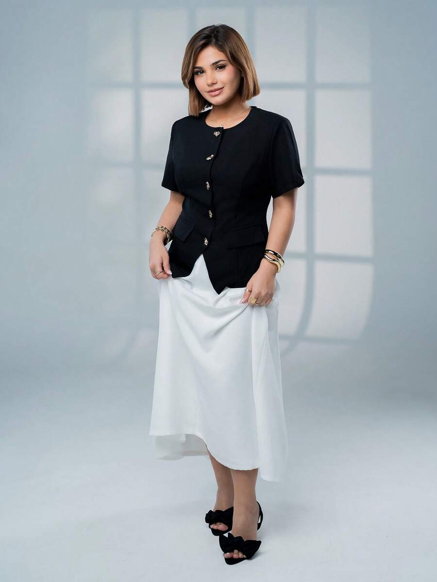 SARA VAULT Metal Button Closure Top & Contrasting Color Flared Skirt Suit Elegant Summer