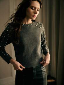 MOTF PREMIUM AUTUMN/WINTER ELEGANT VERSATILE SLIMMING COMMUTE DATE KNIT FABRIC HEAVY PEARL DECOR DROPPED SHOULDER DARK GRAY WOMEN'S SHORT SWEATER - Dark Grey - View 5