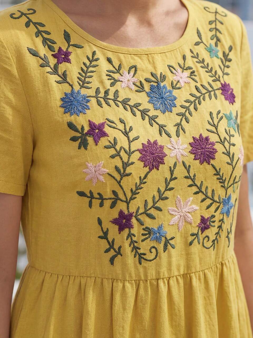 Women's Mid-Length Short Sleeve Round Neck Simple Fashion Dress Suitable For Summer