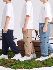SHEIN 兒童青少年男孩休閒運動印花圖案貼布口袋寬鬆素色長褲，適合通勤、上學、日常、度假、旅行與運動 - 彩色 - 查看 5