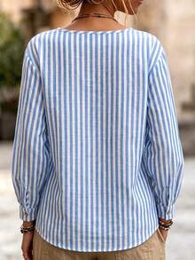 Linhara CURVE Women's Spring/Autumn Commute Casual Minimalist Western Blue And White Vertical Striped Round Neck Wooden Button Asymmetrical Decor - Blue - View 2