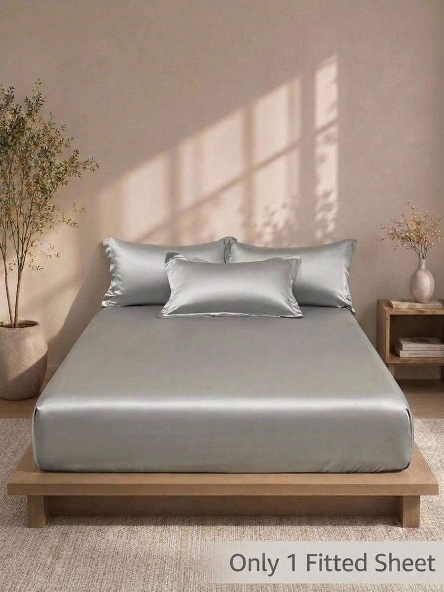 Cirelle 1 buah Sprei Fitted Warna Polos dari Sutra Es, Pelindung Kasur Satin dengan Karet Elastis di Seluruh Sisi, Penutup Kasur Lembut dan Bernapas