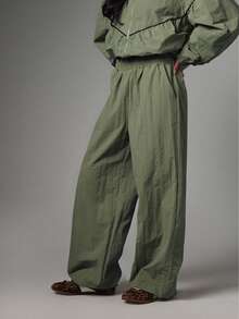 MISSGUIDED Wide Leg High Rise Casual Pants With Smocked Elastic Waist Full Length Flowy Nylon Trousers Spring Summer - Green - View 6
