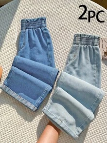 SHEIN 女童牛仔寬腿褲 2 件組，春秋新款休閒校園風，淺藍與中藍雙色水洗磨損效果，全鬆緊腰頭，捲邊褲腳，寬鬆直筒寬腿版型，牛仔面料，適合日常穿著，可搭配短袖 T 恤，適用春秋度假、日常出遊、校園穿搭，春秋熱銷兒童牛仔褲 - 彩色 - 查看 4