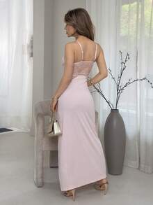 Jemour Gaun Maxi Wanita Warna Pink Muda Musim Panas Elegan dengan Panel Renda Transparan dan Belahan Tinggi, Gaun Korset Menggoda untuk Pesta, Pernikahan, dan Klub, Dilengkapi Bra Terintegrasi - Baby Pink - View 2