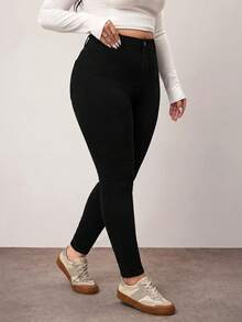 SHEIN CURVE+ 大尺碼休閒寬鬆修身牛仔褲 素色百搭 正式時尚週穿搭 黑色 冬季秋季 早午餐 外出度假造型 - 黑色 - 查看 7