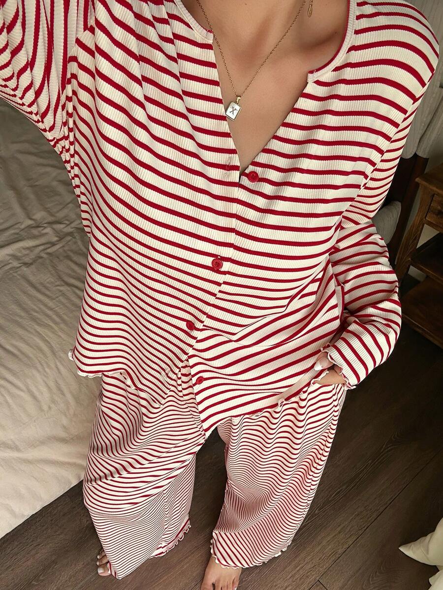Dazy Plus 時尚條紋休閒長袖上衣與長褲兩件套，紅色居家服套裝，適合春秋穿著 - 紅白色 - 查看 1