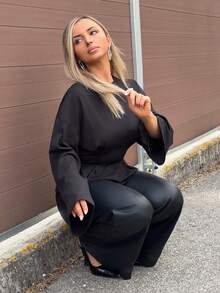 Jeta Ari Siren Gaze Women's Solid Color Round Neck Long Sleeve Cinched Waist Pleated Hem Casual T-Shirt Black,Black Top Spring - Black - View 5