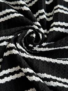 SHEIN EZwear 大码红色条纹T恤和裤子休闲两件套，夏季 - 黑色 - 查看 8