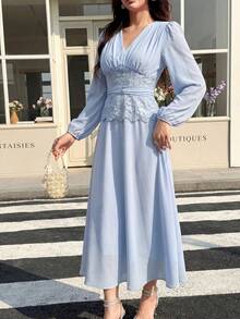 Feyla Petite 女款V領蕾絲拼接優雅收腰中長版派對洋裝 - 霧霾藍 - 查看 6
