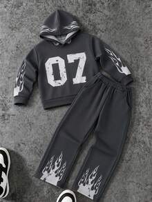SHEIN Coolqubz 2件組 青少年男孩街頭風運動時尚大印花長袖套頭帽 T 恤與針織長褲套裝，舒適版型，秋冬新款，適合運動與街頭穿搭，多季節百搭 - 深灰色 - 查看 7
