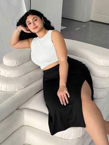 Solflare 2pcs/Set Plus Size Women Black Sleeveless Tank Top & Drawstring Waist Skirt Clothes, Spring Summer - Black and White - View 1
