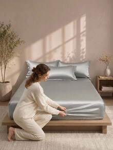 Cirelle 1 buah Sprei Fitted Warna Polos dari Sutra Es, Pelindung Kasur Satin dengan Karet Elastis di Seluruh Sisi, Penutup Kasur Lembut dan Bernapas - Abu-abu muda - View 4