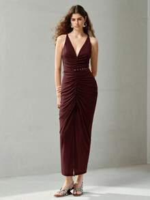 MOTF PREMIUM RUCHED DEEP V-NECK DRESS - Burgundy - View 5