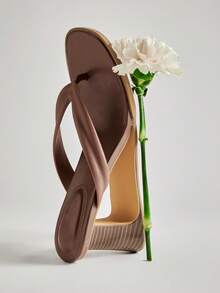 SHUZIA Women's Chic Casual Slip-On Thong Strap Wedge Sandals - Mocha Brown - View 5