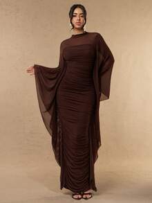 Silquee Gaun Panjang Elegan Wanita Warna Polos dengan Kerah Tegak, Lengan Mengembang, dan Lipatan, Pas Badan. - Coklat - View 4