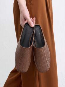 Coffee Brown 1