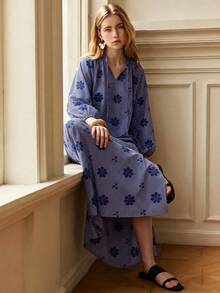 SHEIN Women's Blue & White Plaid Vintage Autumn Long Dress, Elegant V-Neck Tie Waist Lantern Sleeve Plaid Dress, Suitable For Vacation And City Casual Outings - Blue - View 5