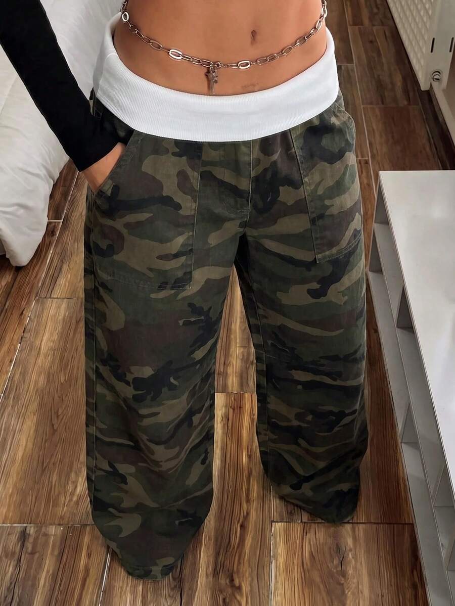 Rivivi Women's Camouflage Pocket Casual Daily Wear Jeans - Multicolor - View 1