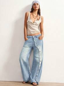 Bohemela Celana Jeans Denim Kasual Wanita dengan Kancing Depan - Light Wash - View 3