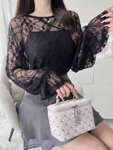 Dazy Tall 女款圓領喇叭袖蕾絲布料優雅襯衫 秋季 - 黑色 - 查看 7