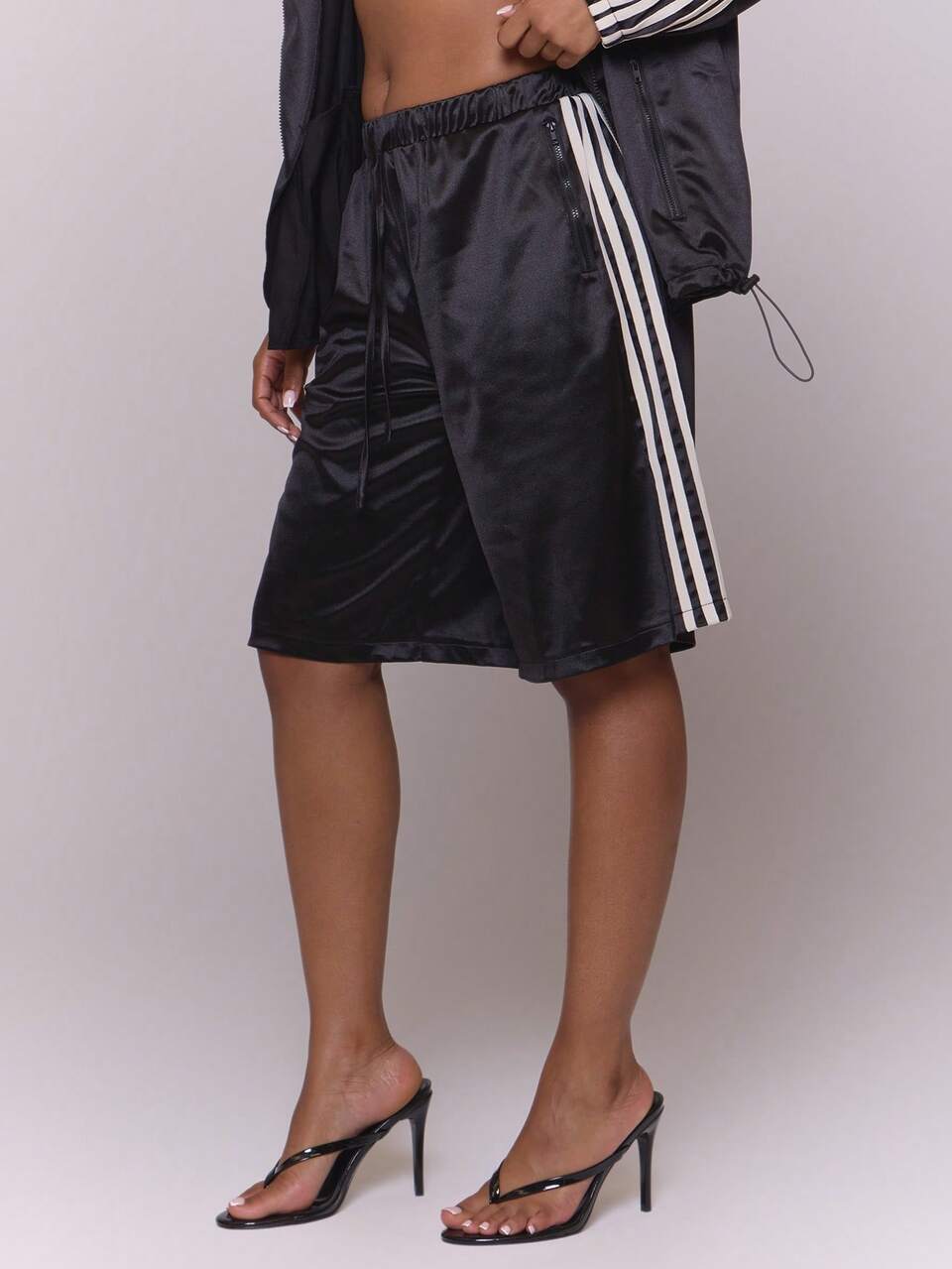 Black Baggy Pocket Detail Long Shorts Winter Fall Autumn Casual Top Day Outfit Comfy Outfit Cool