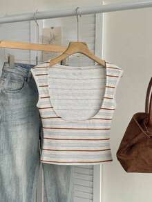 Tseoso Kaos Wanita Lengan Pendek Gaya Minimalis Kasual Warna Abu-abu dengan Motif Garis-Garis Imitasi, Atasan Seksi Tanpa Punggung, Cocok untuk Musim Semi dan Musim Panas, Serbaguna - MultiWarna - View 4