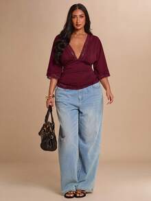 SHEIN BAE CURVE 大尺碼女款深V領蕾絲拼接休閒日常上衣 - 酒紅色 - 查看 3