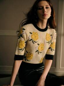 MOTF PREMIUM FLORAL PATTERN CONTRAST TRIM SHORT SLEEVE KNIT TOP - Apricot - View 4