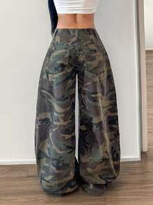 StreetHx Plus Size Camouflage Print Curved Leg Jeans - Multicolor - View 2
